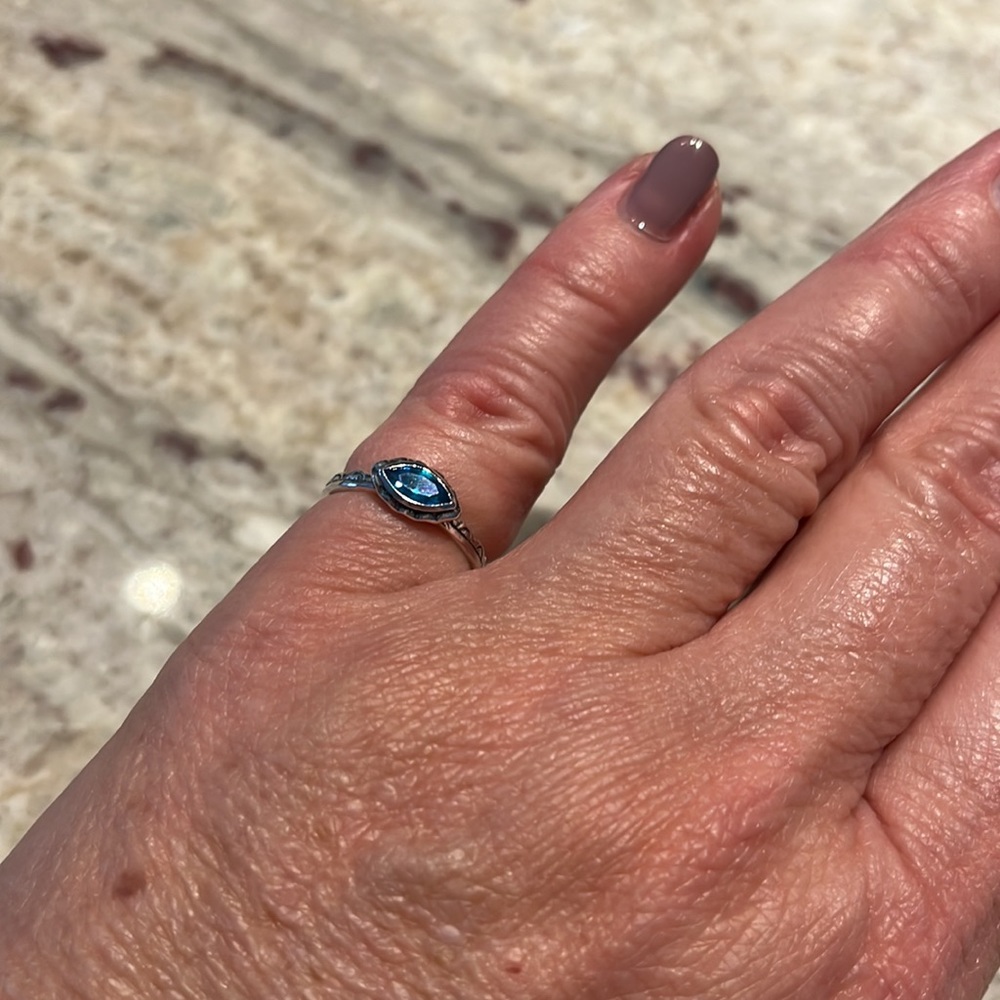 Blue ring - Picture 10 of 11